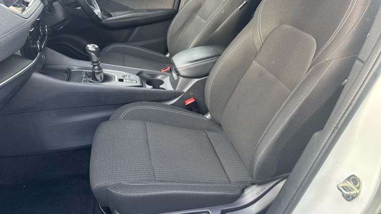 Nissan Qashqai 1.3 DiG-T MH Acenta Premium 5dr Petrol Hatchback